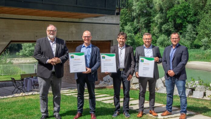 Pfaffinger Unternehmensgruppe erneut für qualifiziertefreiwillige Umweltleistungen ausgezeichnet