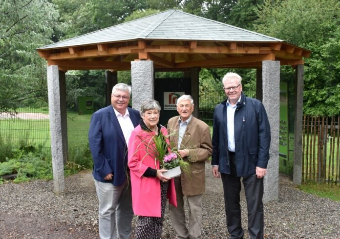 Großzügige Spende für den Tierpark Röhrensee  