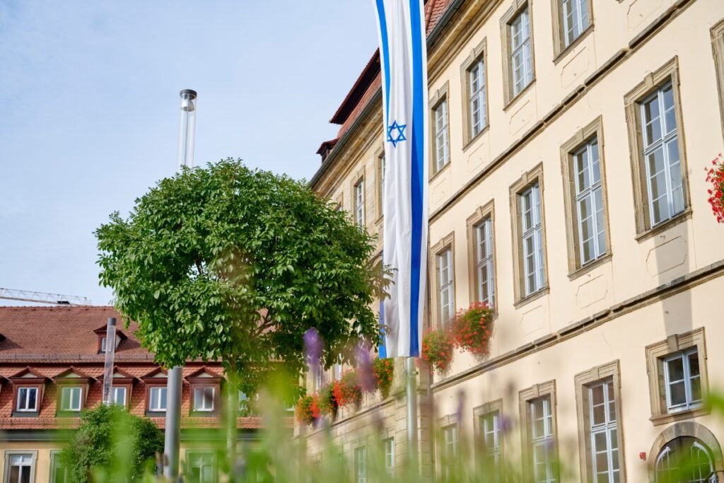 Stadtrat verabschiedet Resolution „Solidarität mit Israel“