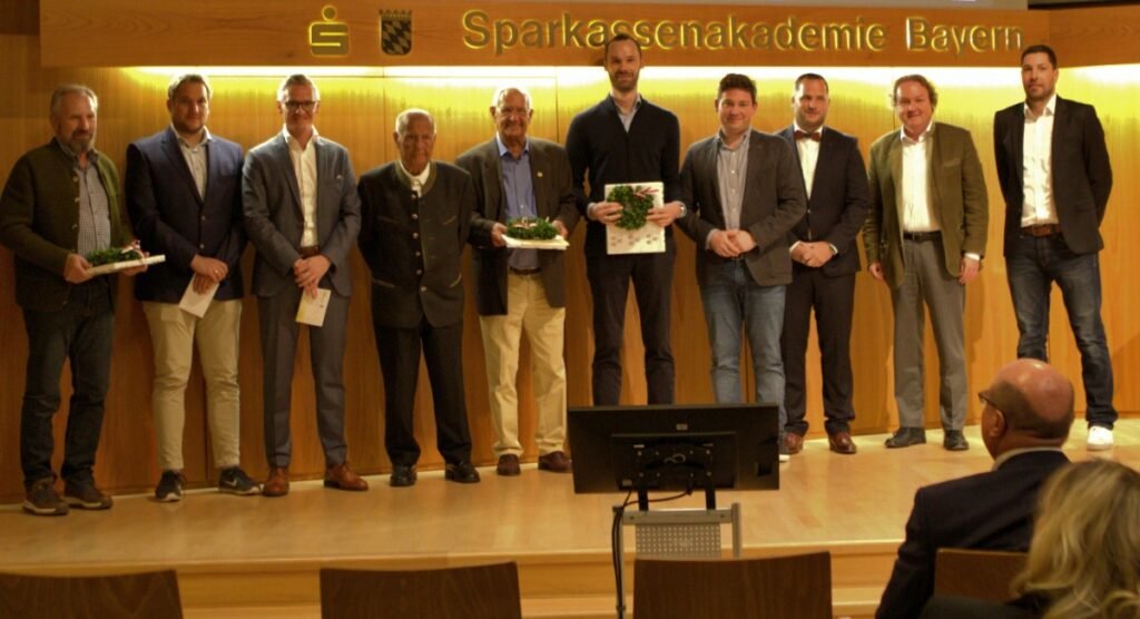 PM Stadt - Betriebssportgemeinschaft Fußball der Stadt Landshut feiert 60-jähriges Bestehen