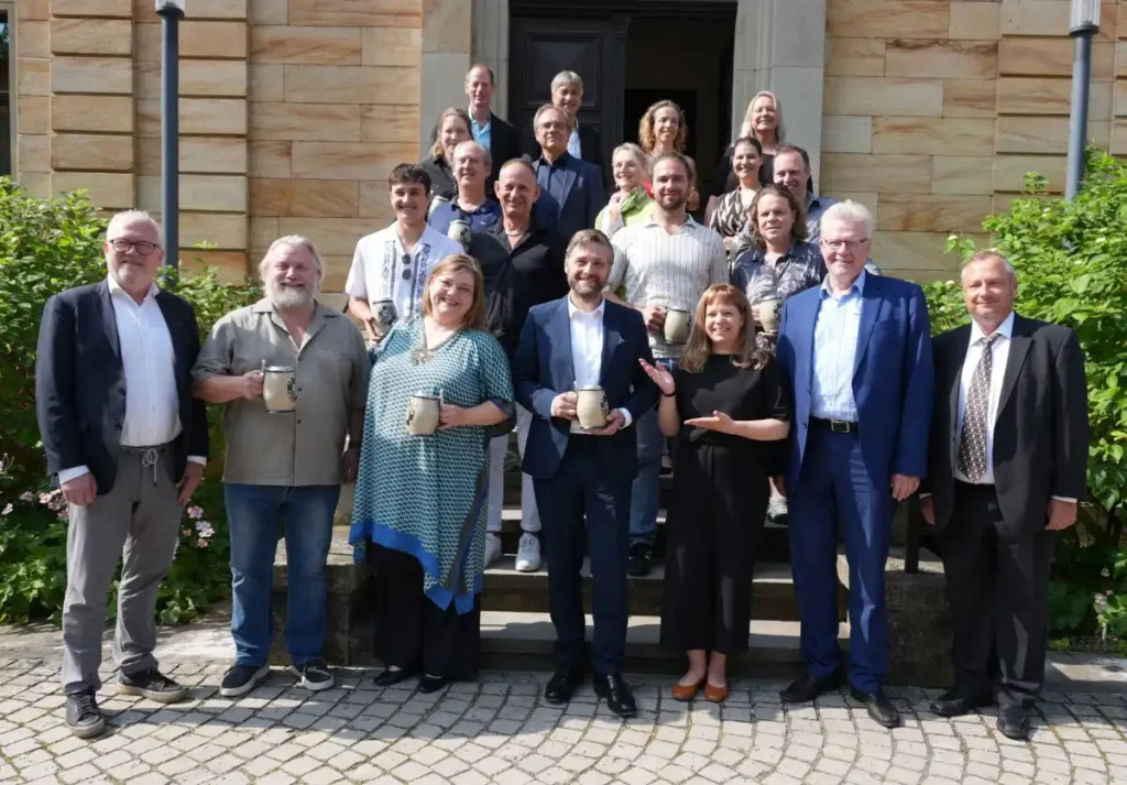 Stadt Bayreuth ehrt langjährige Mitwirkende der Festspiele  