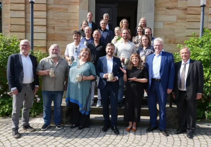 Stadt Bayreuth ehrt langjährige Mitwirkende der Festspiele  