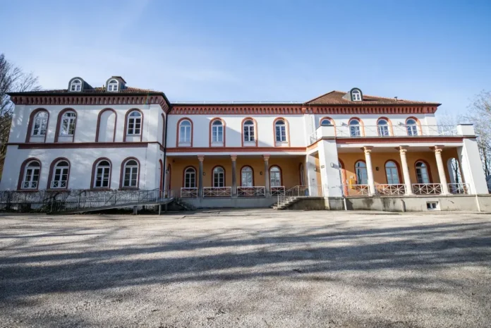 Das Ottonianum steht zum Verkauf Das Ottonianum steht zum Verkauf