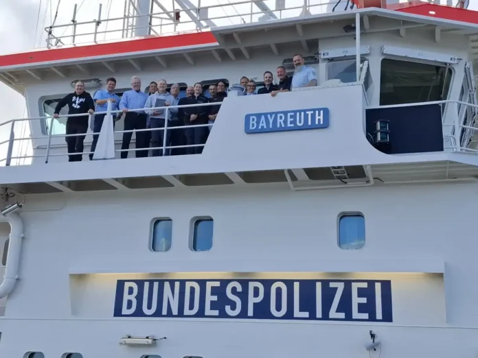 Bayreuther Delegation besucht Patenboot BP 25 „Bayreuth“