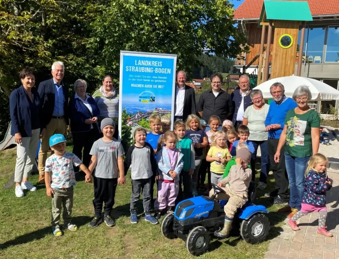 Eine Gemeinde, die den Fairtrade-Gedanken lebt – Steuerungsgruppe des Landkreises zu Besuch in Sankt Englmar