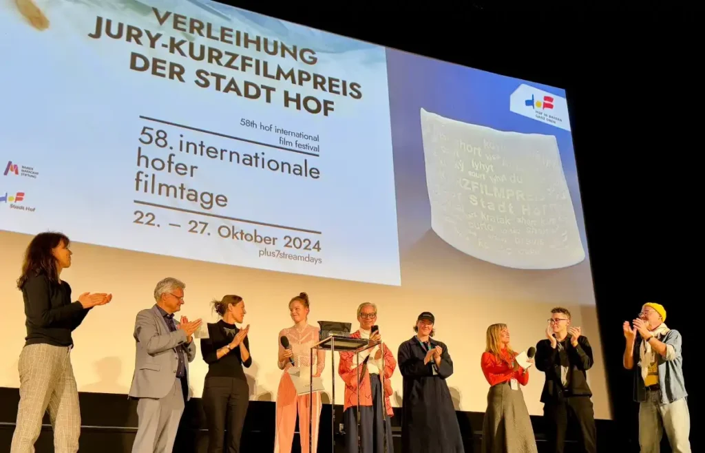 Emma Bading gewinnt mit „Shut up and suffer“