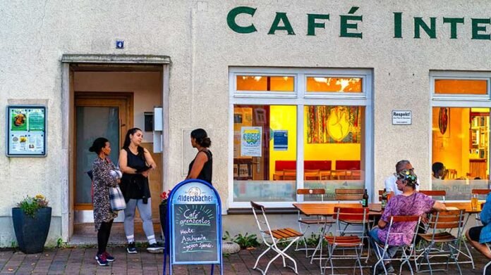 Kultur-Cafés im Café international Cafe International