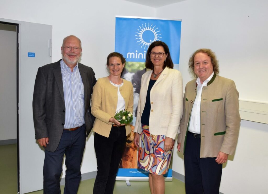 „Minitüb ist einmalig“ Landtagspräsidentin Aigner und Abgeordneter Radlmeier beim Hidden Champion Minitüb