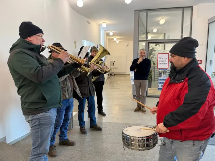 Neujahrsanblasen im Landratsamt