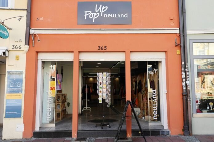 Neueinzüge im PopUp-Store „neuLand“