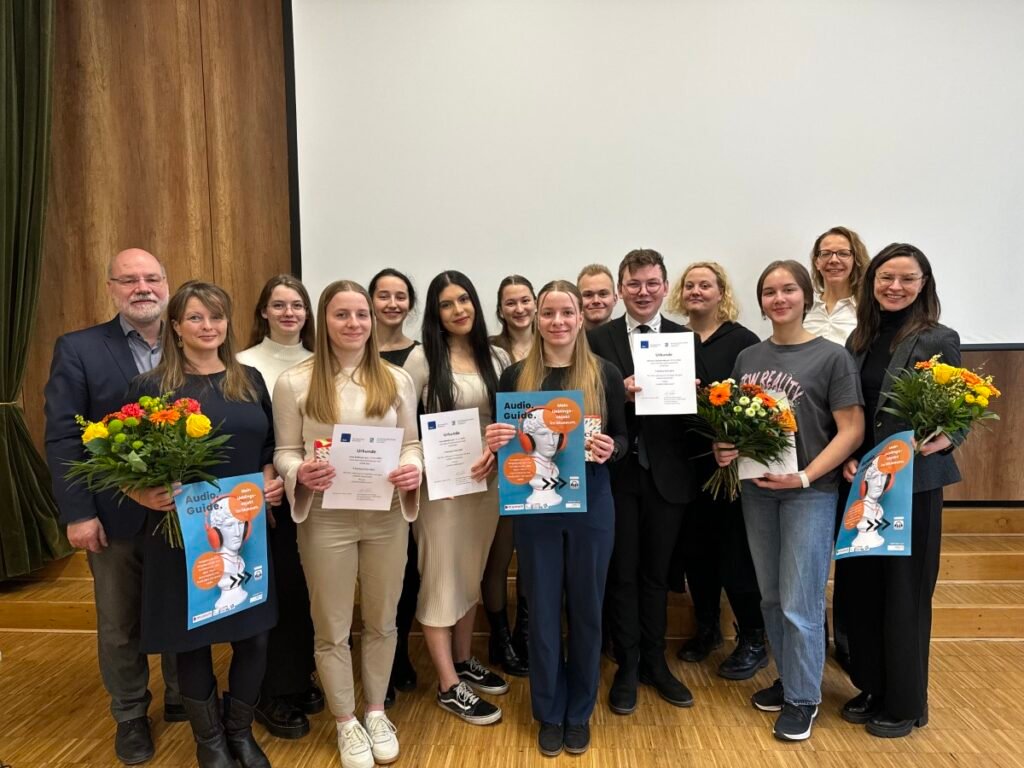 Jean-Paul-Gymnasium erhält P-Seminar-Preis für das Stadt.Land.Museum-Projekt 