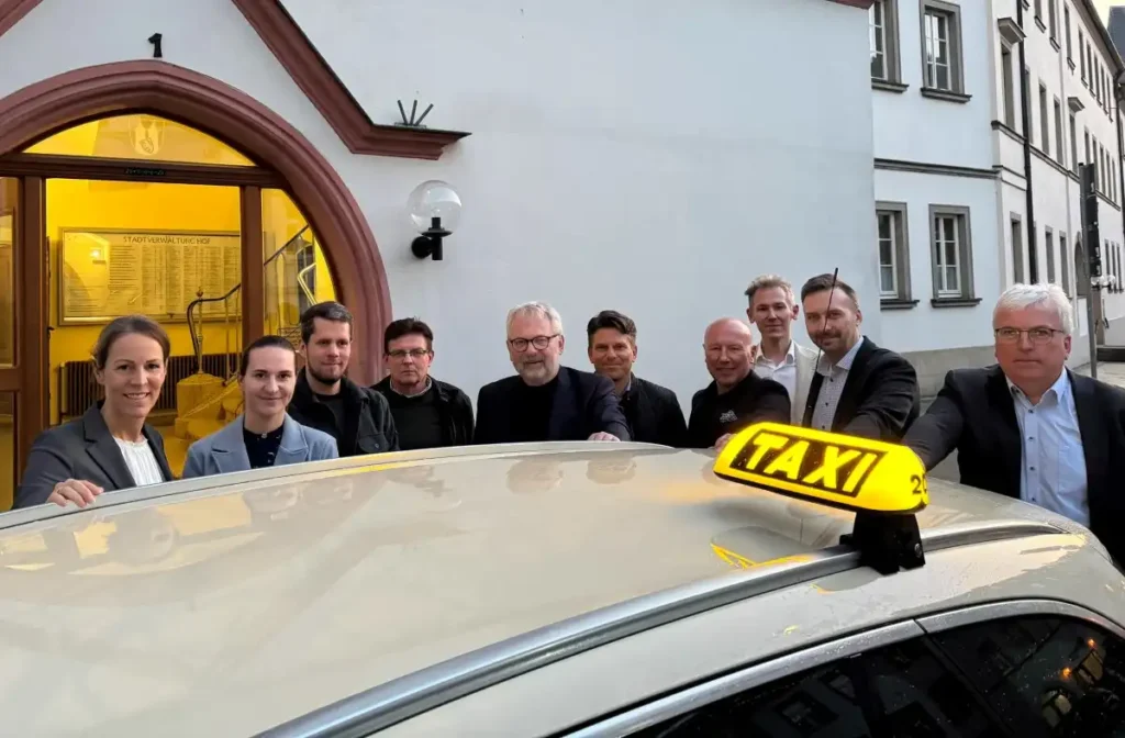 Fifty-Fifty-Taxi-Projekt in Hof wird dank Sponsoren fortgeführt