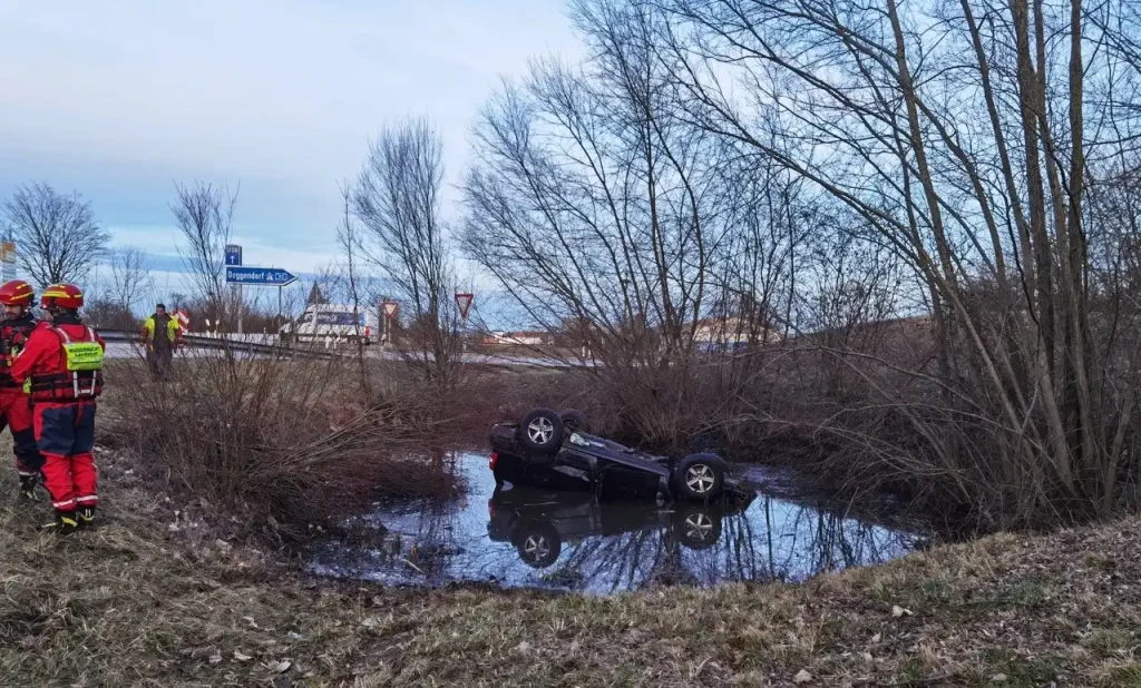 Schwerer Verkehrsunfall an der Theodor-Heuss-Straße