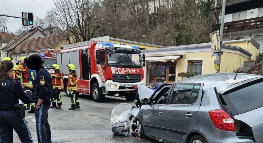 Unfall Veldenerstr.