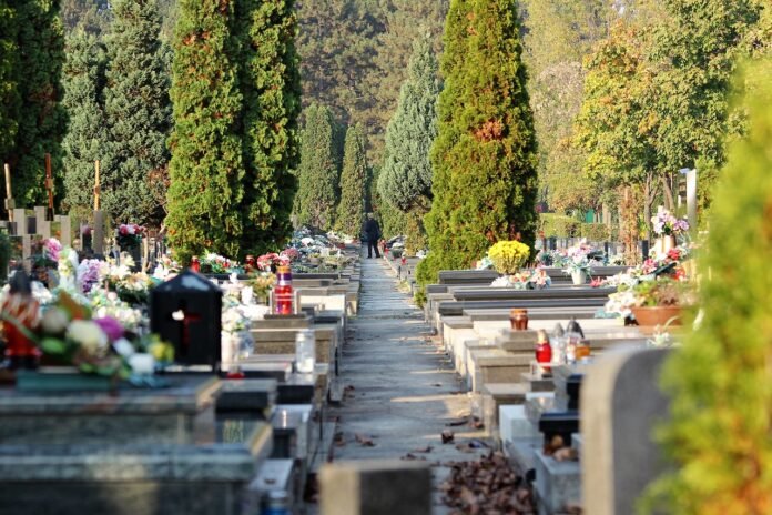 Allerheiligenverkauf am Hauptfriedhof