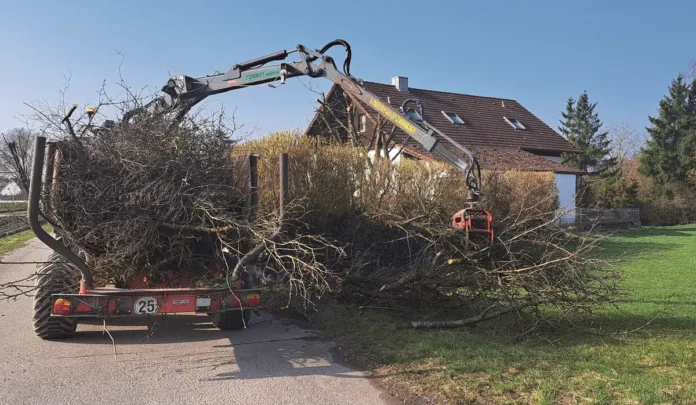 Die Gartenarbeit ruft – Wohin mit dem Grünschnitt? Die Gartenarbeit ruft – Wohin mit dem Grünschnitt?