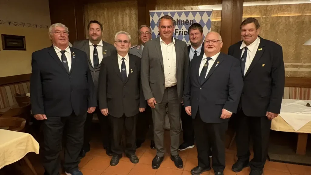 Landrat Alfred Holzner wird Protektor des Kreiskrieger- und Soldatenverbandes