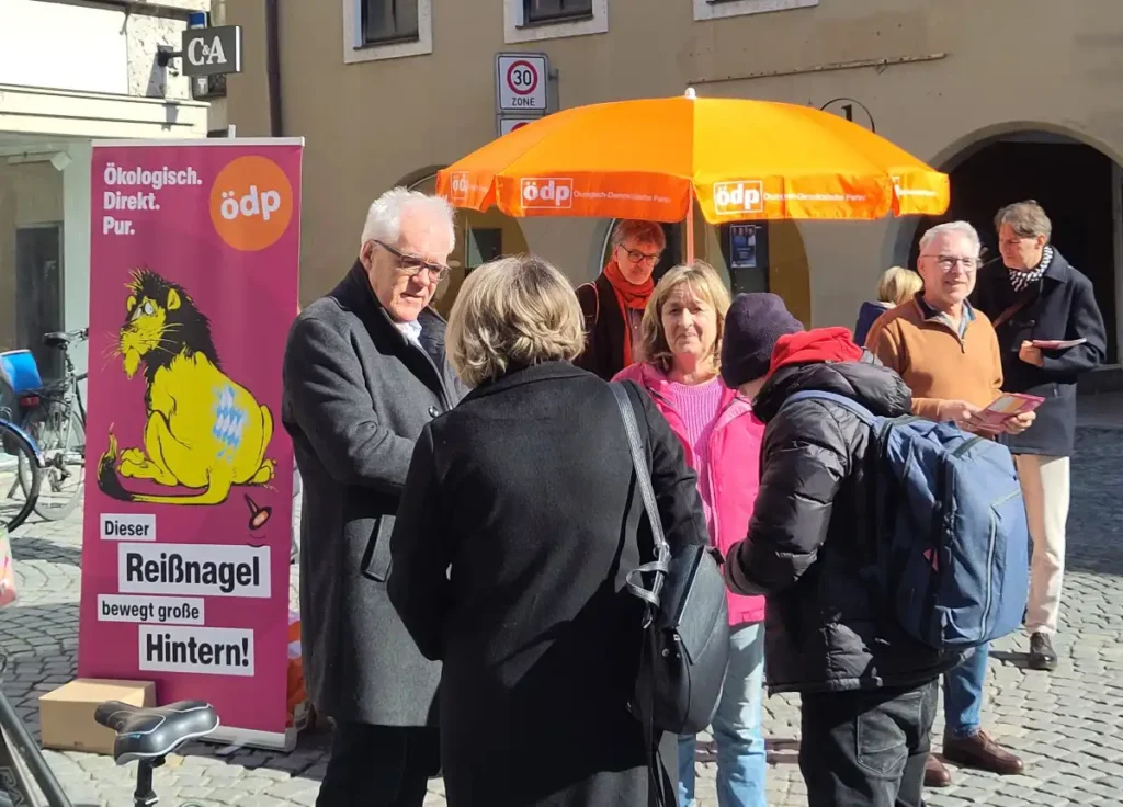 ÖDP Infostand in der Altstadt