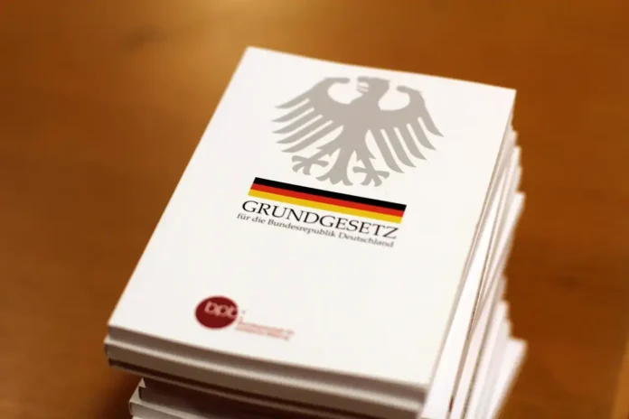 Wie unser Grundgesetz entstand Wie unser Grundgesetz entstand