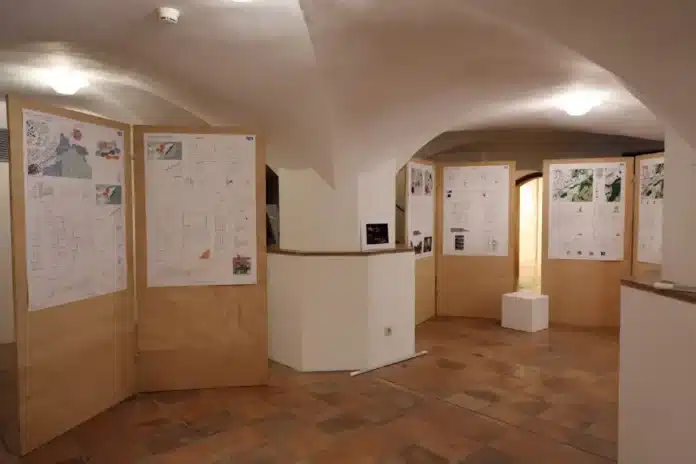 Perspektiven für Gebäude der Mittelschule Schönbrunn