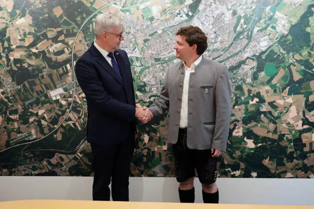 DIPLOMATISCHER AUSTAUSCH MIT LITAUEN