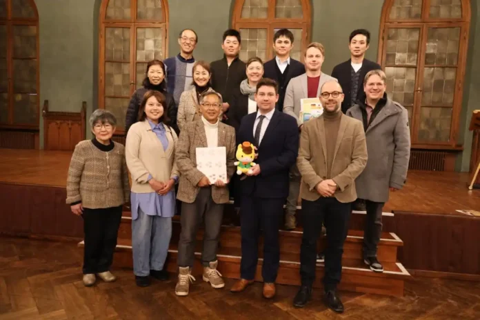JAPANISCHE SPORTDELEGATION ZU BESUCH IM RATHAUS
