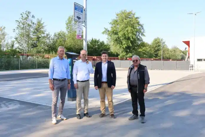 Neue Parkplätze an der Oberndorferstrasse NEUE PARKPLÄTZE AN DER OBERNDORFERSTRASSE: