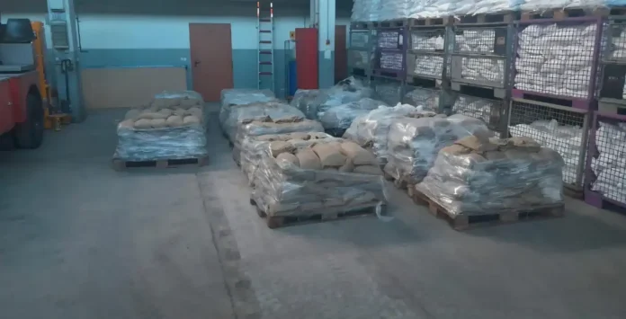 Katastrophenschutz bietet präventiv Sandsäcke an