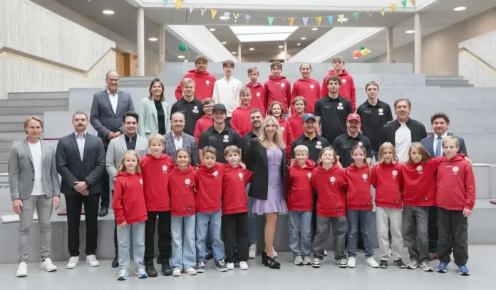 Staatsministerin Stolz besucht „Partnerschule des Wintersports“ Staatsministerin Stolz besucht „Partnerschule des Wintersports“